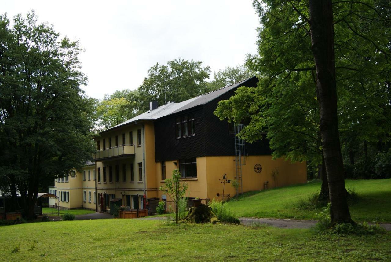 Zimmerfrei Wuppertal Kronenberg Exterior photo